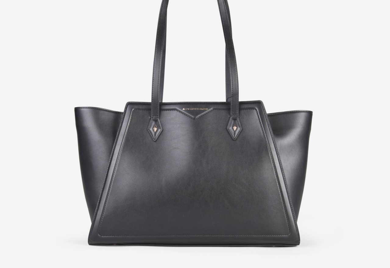 Alexander Smith GABRIELLE BLACK