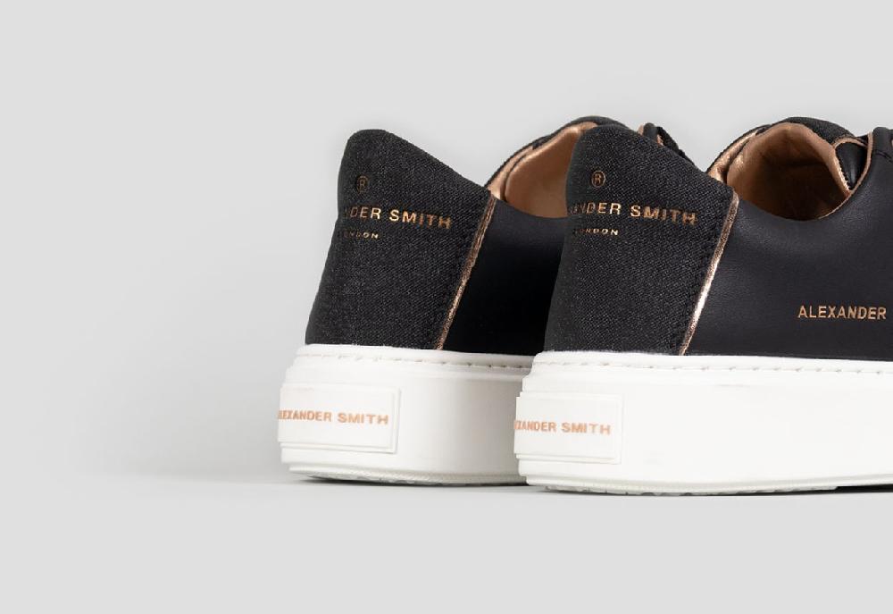 Alexander Smith LONDON WOMAN BLACK