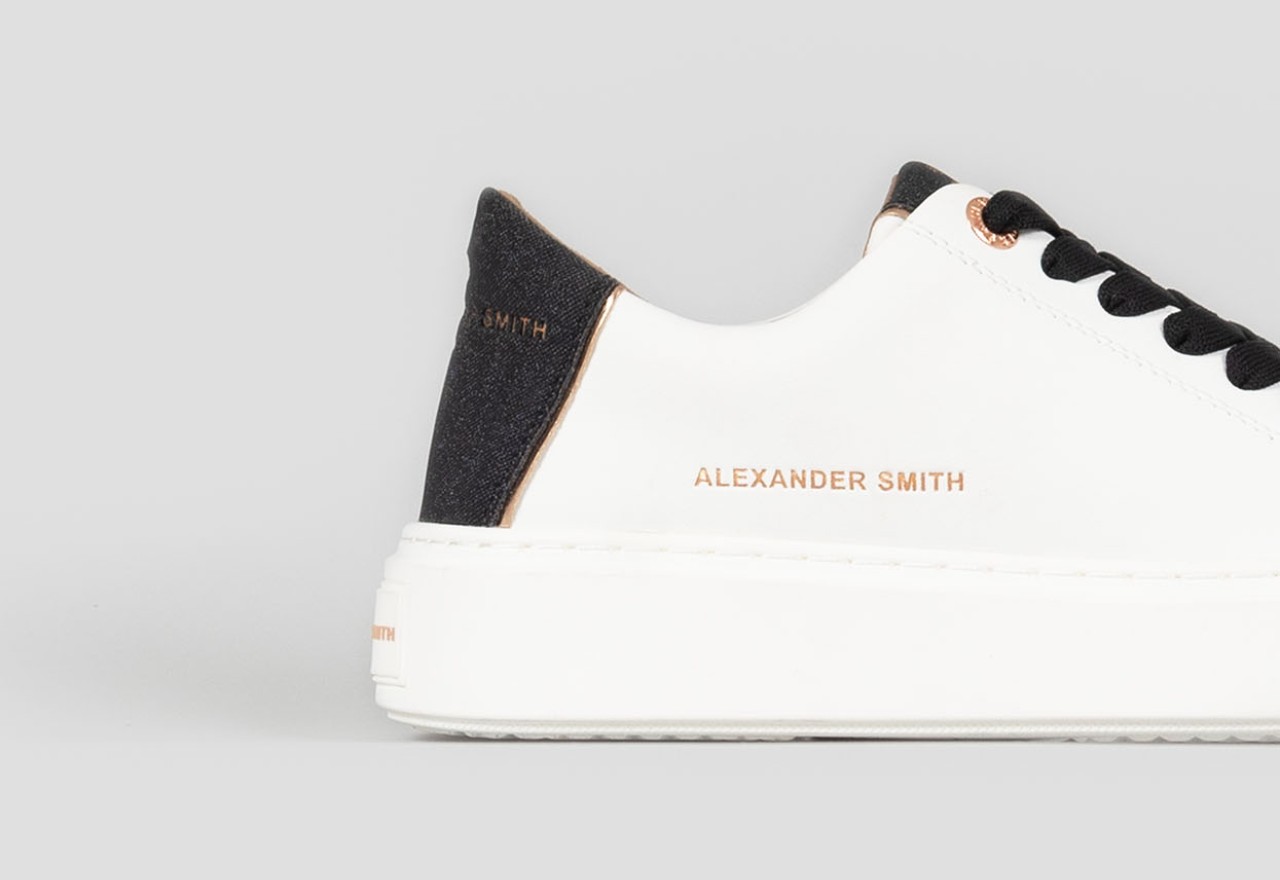 Alexander Smith LONDON WOMAN WHITE BLACK