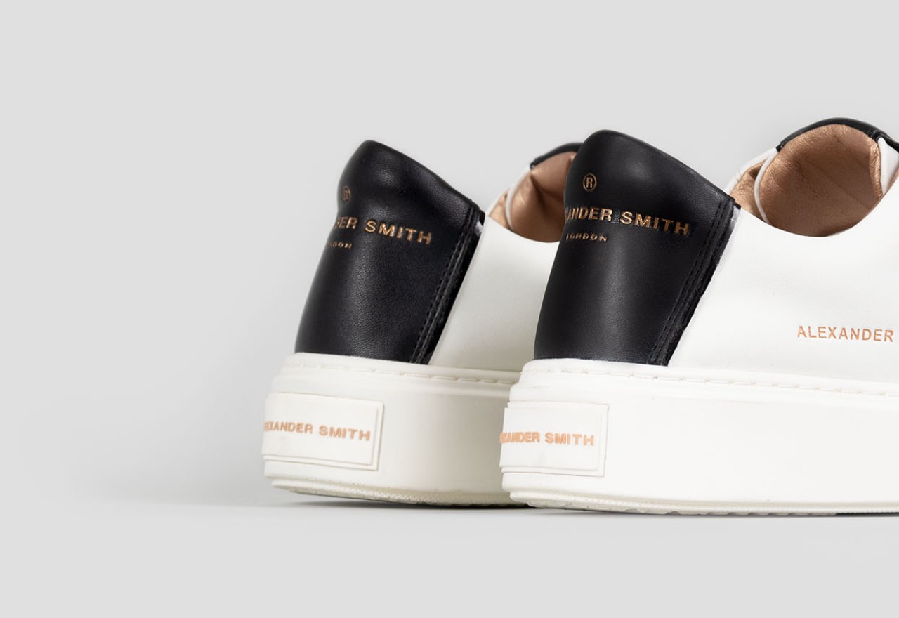 Alexander Smith LONDON WOMAN WHITE BLACK