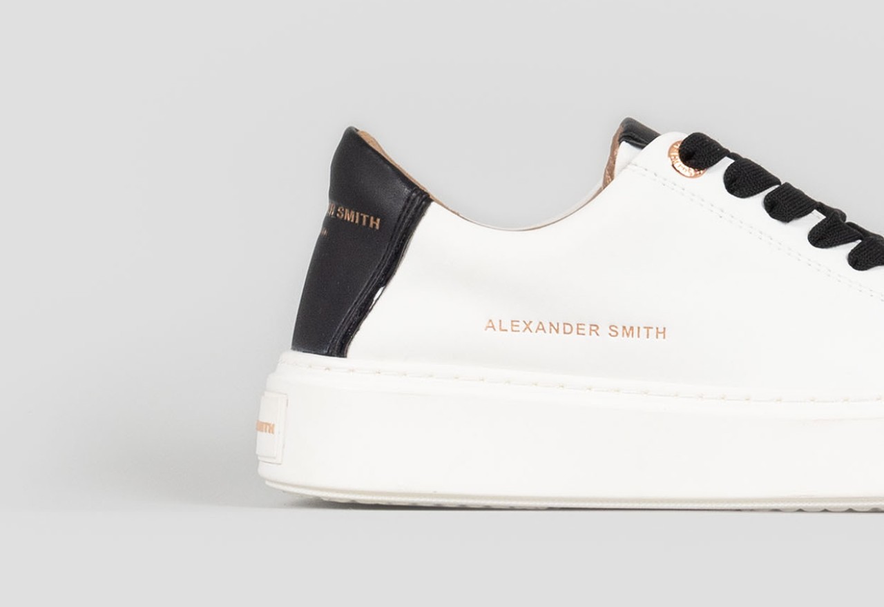 Alexander Smith LONDON WOMAN WHITE BLACK