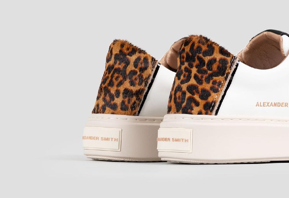 Alexander Smith LONDON WOMAN WHITE MAC SAND