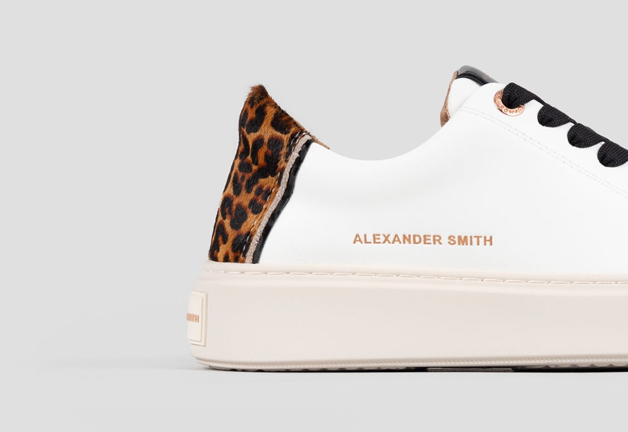 Alexander Smith LONDON WOMAN WHITE MAC SAND