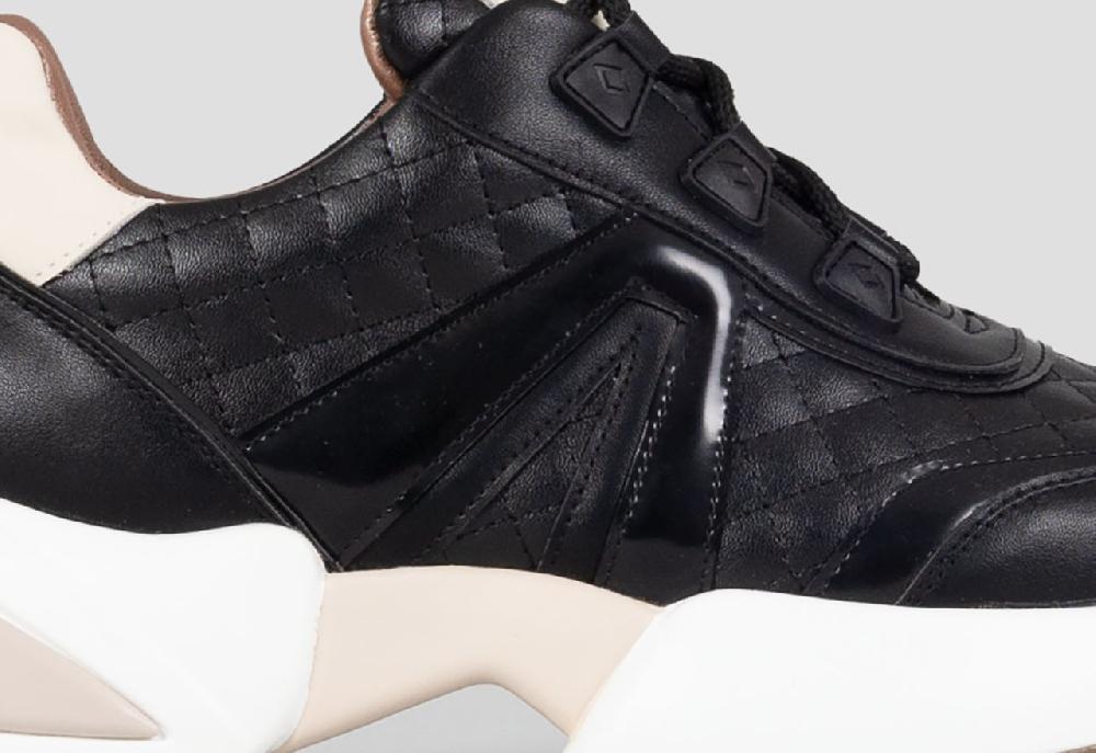 Alexander Smith MARBLE WOMAN BLACK