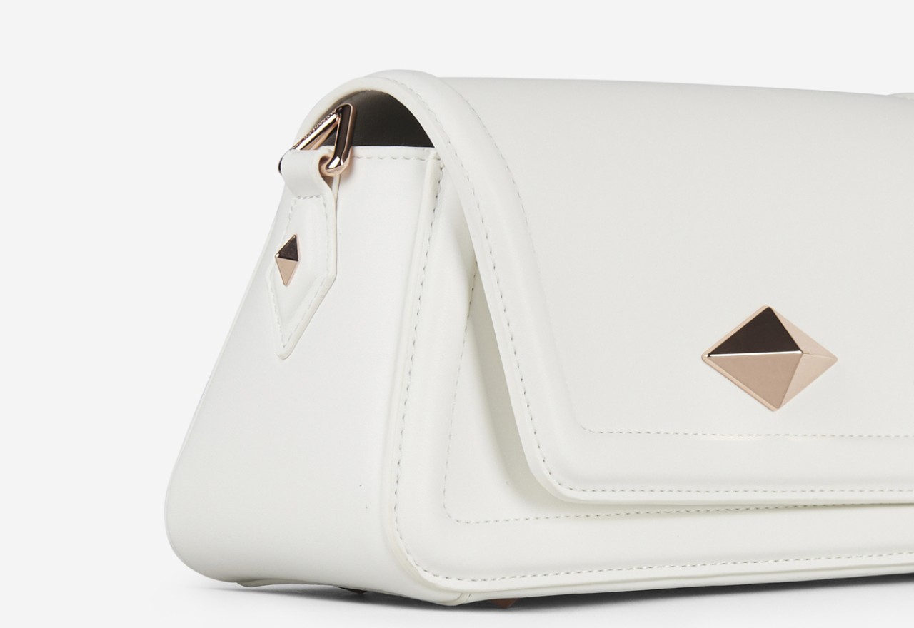 Alexander Smith MARGOT WHITE