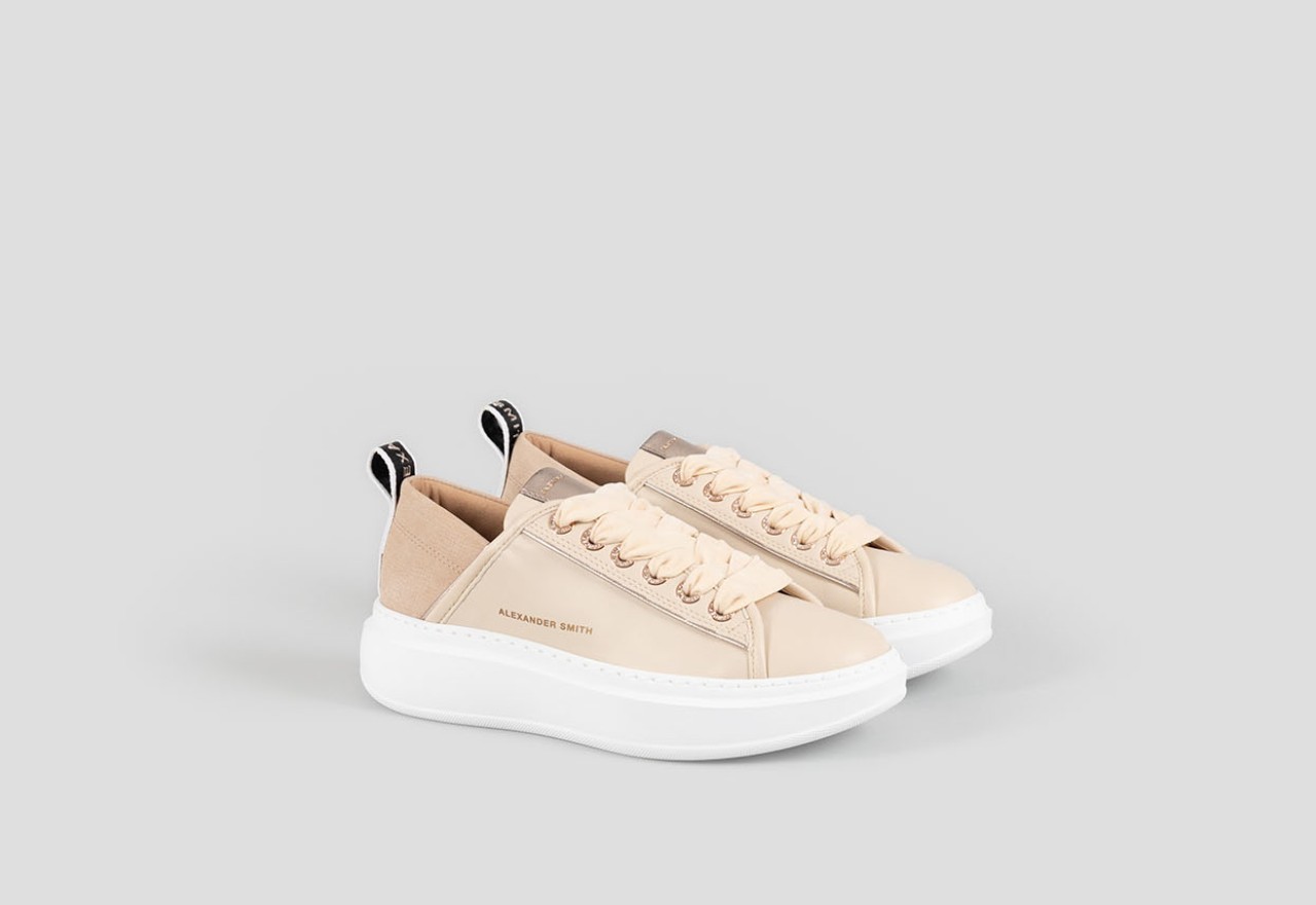 Alexander Smith WEMBLEY WOMAN SAND