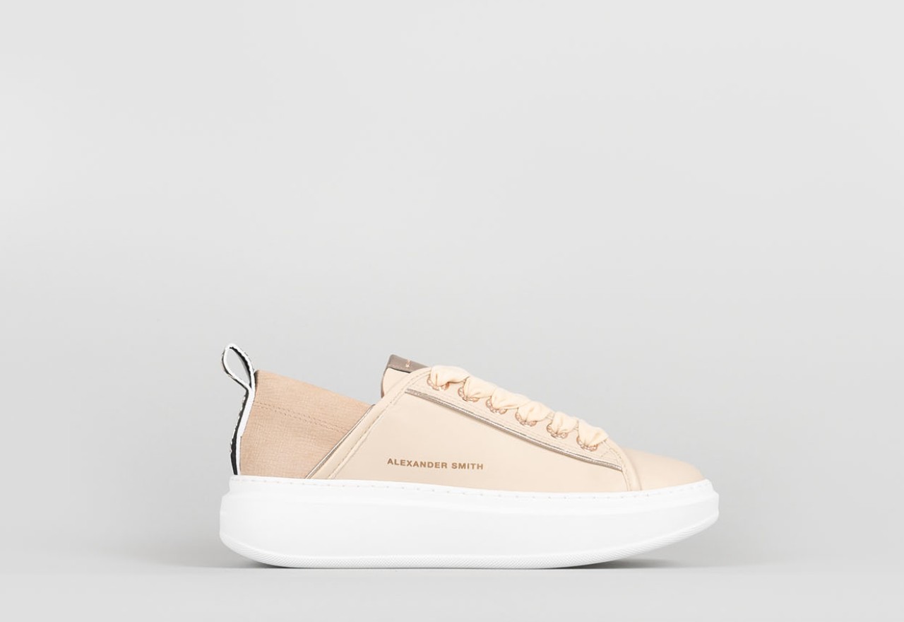 Alexander Smith WEMBLEY WOMAN SAND