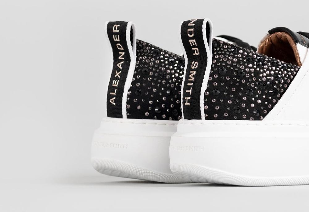 Alexander Smith WEMBLEY WOMAN WHITE BLACK