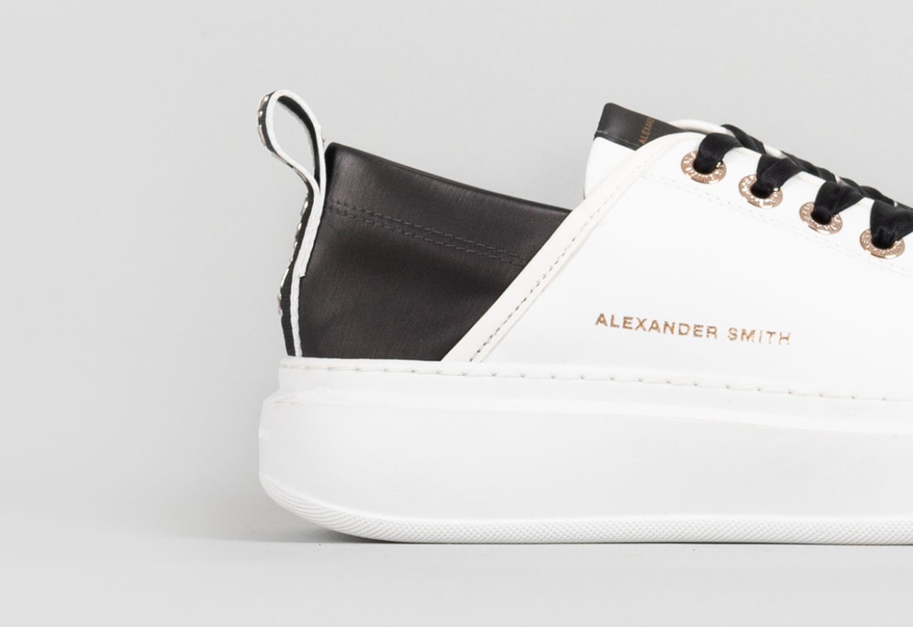 Alexander Smith WEMBLEY WOMAN WHITE BLACK