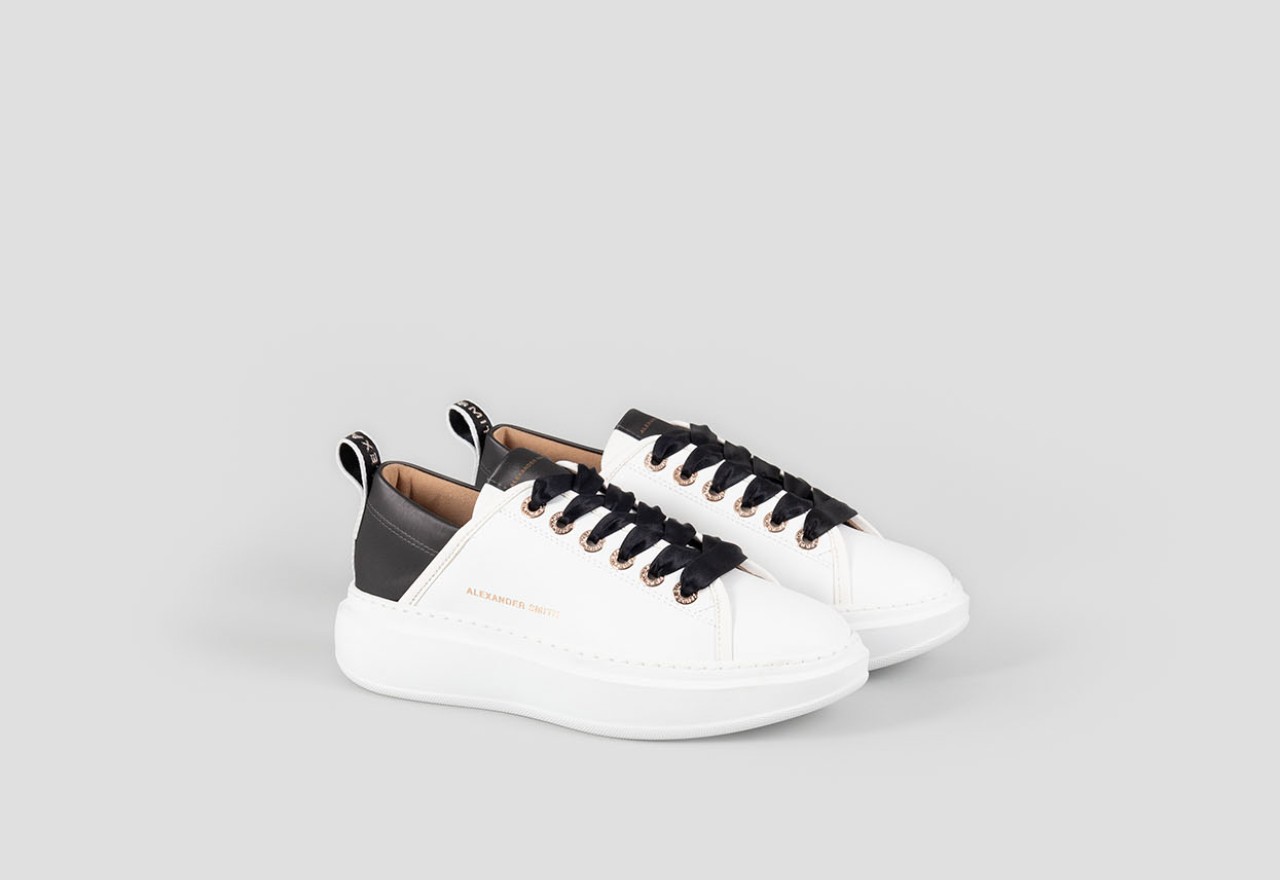 Alexander Smith WEMBLEY WOMAN WHITE BLACK