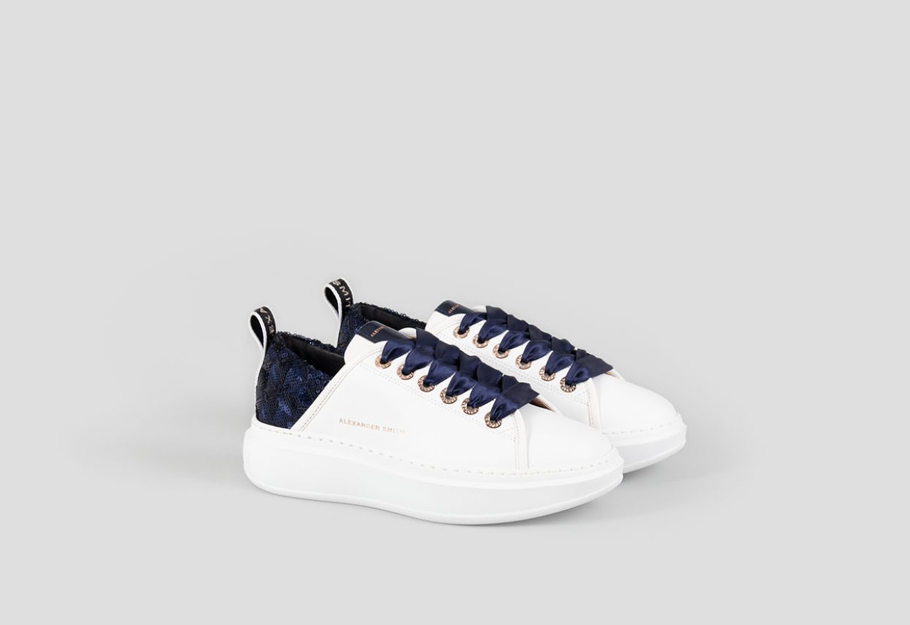 Alexander Smith WEMBLEY WOMAN WHITE BLUE