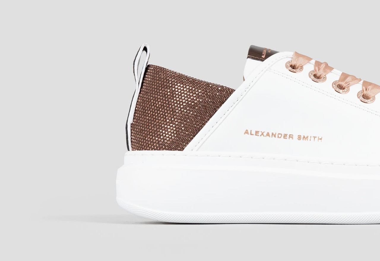 Alexander Smith WEMBLEY WOMAN WHITE BRONZE