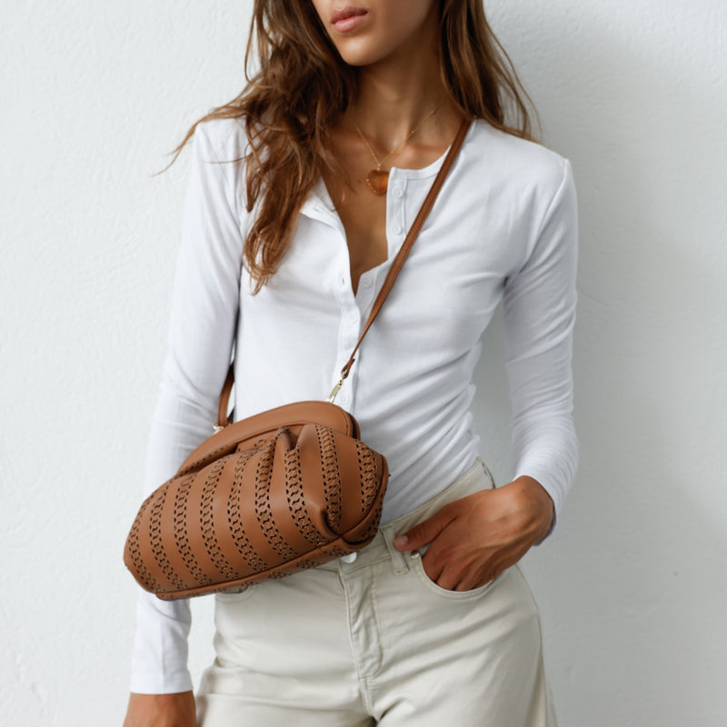 ALMALA ABIGAIL WINTER | COGNAC