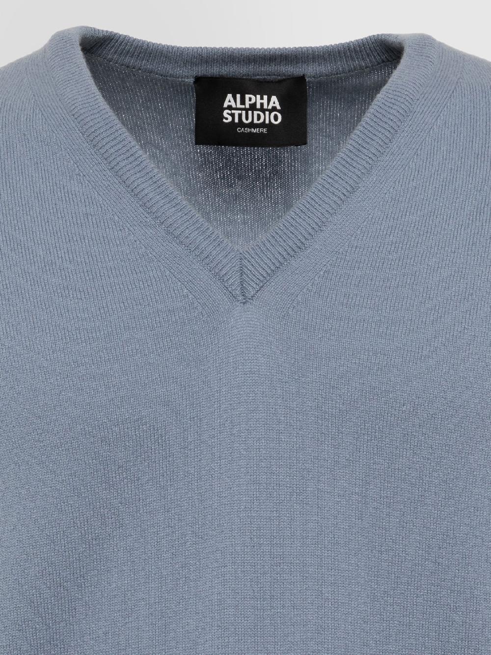 Alpha Studio SCOLLO A V BASIC IN CASHMERE