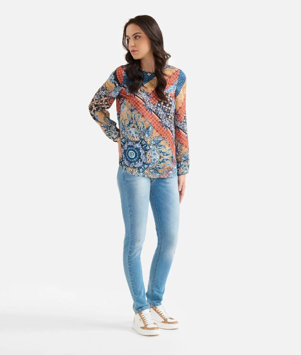 Alviero martini 1a classe Blusa basic in twill stampa Geo Patchwork Foulard Blu