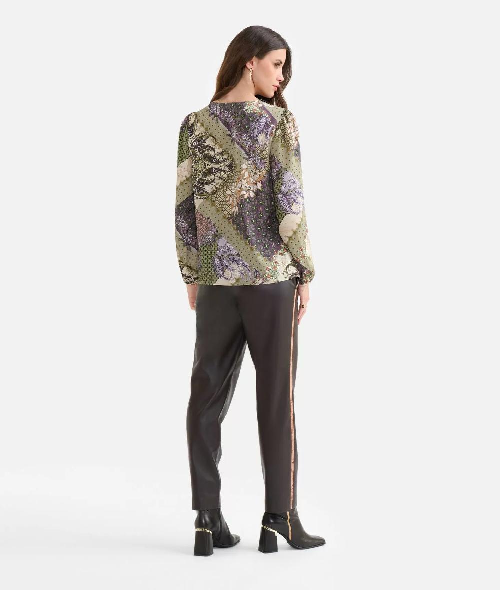 Alviero Martini 1a Classe Blusa Con Revers In Twill Stampa Geo Patchwork Foulard Verde