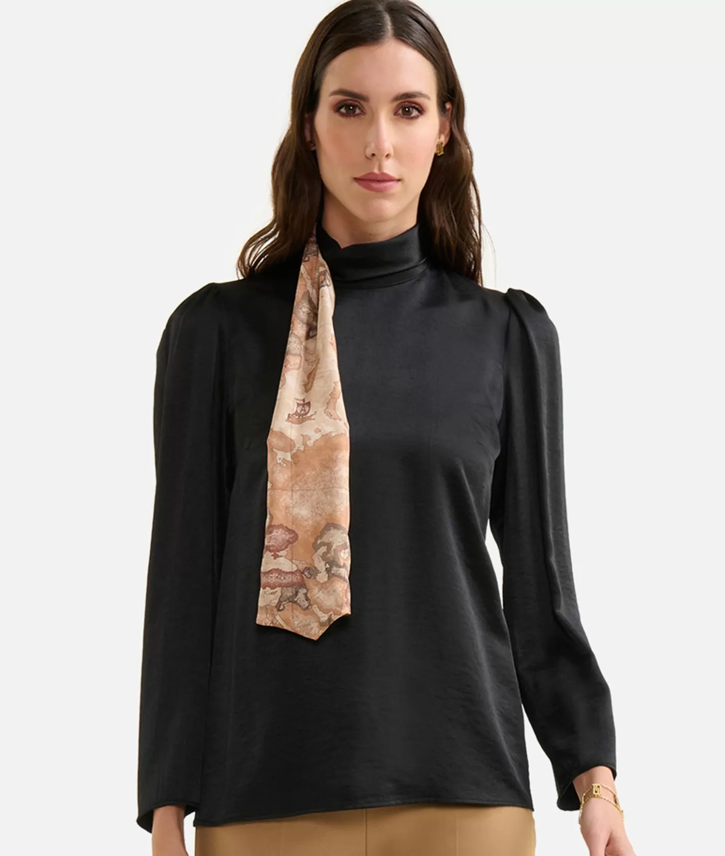Alviero Martini 1a Classe Blusa In Fluido Satin Con Sciarpina Geo Classic Nera