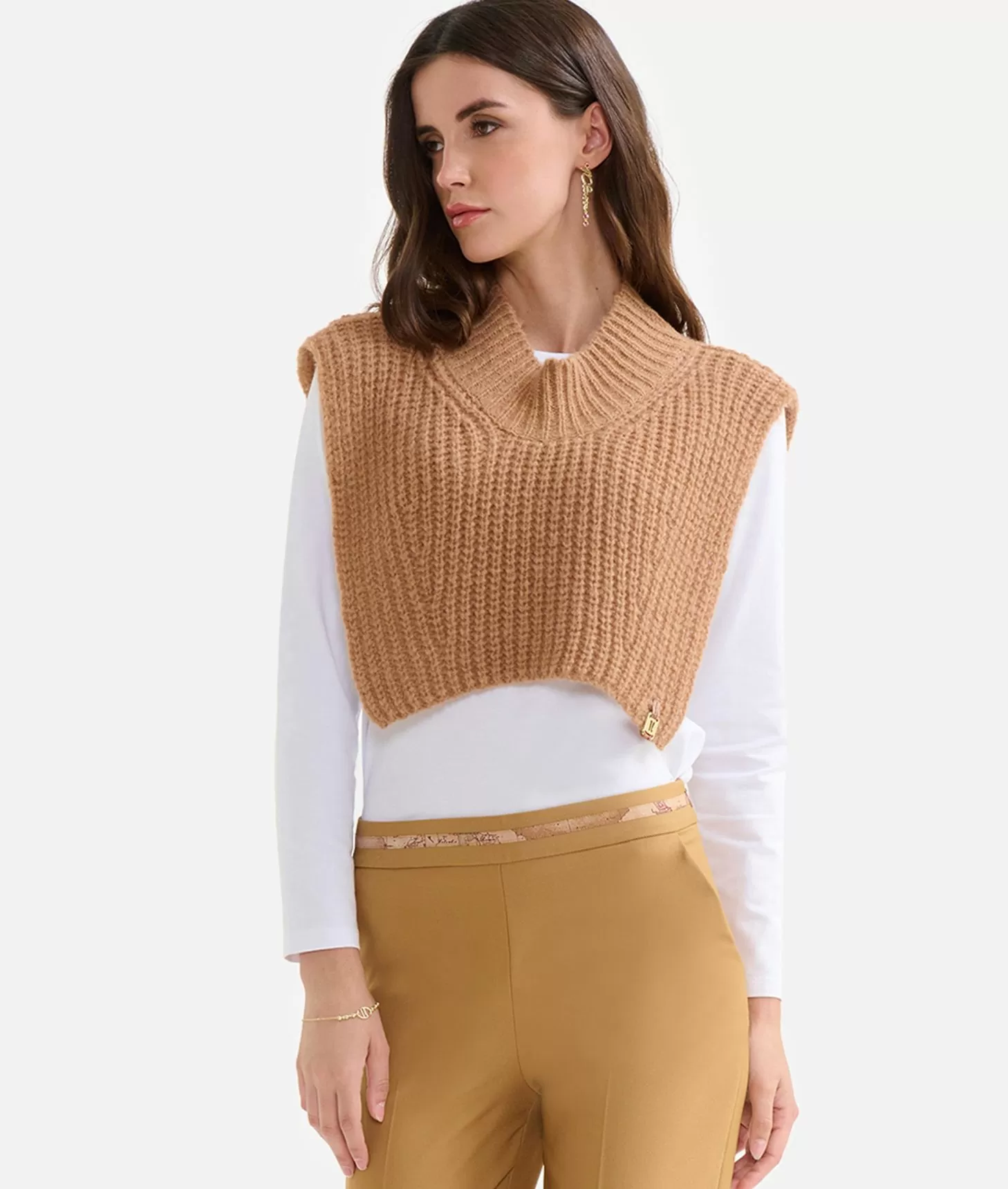 Alviero Martini 1a Classe Collo In Filato Di Lana Mohair Cammello