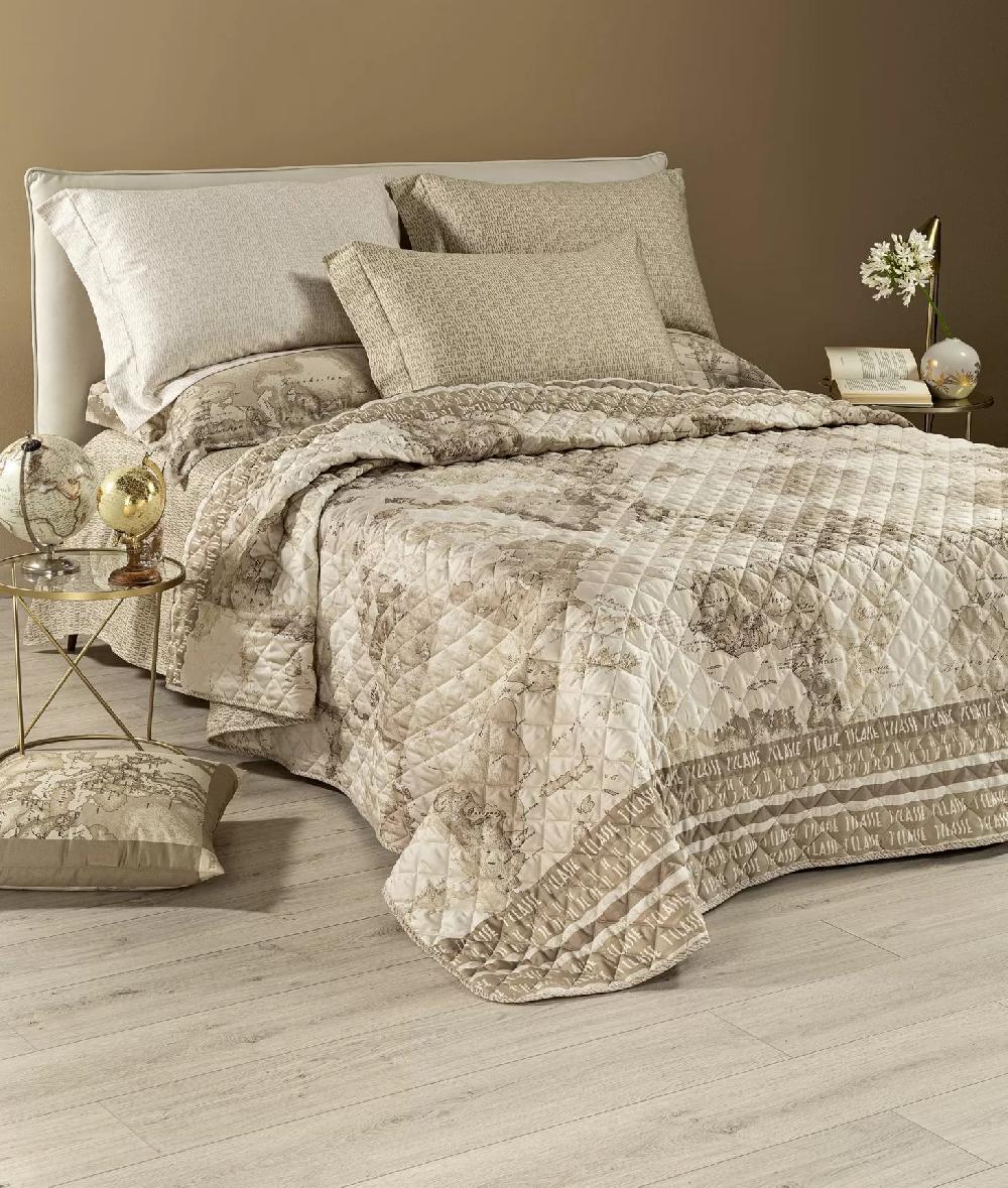 Alviero Martini 1a Classe Copriletto Matrimoniale In Raso Stampa Geo Safari Mix