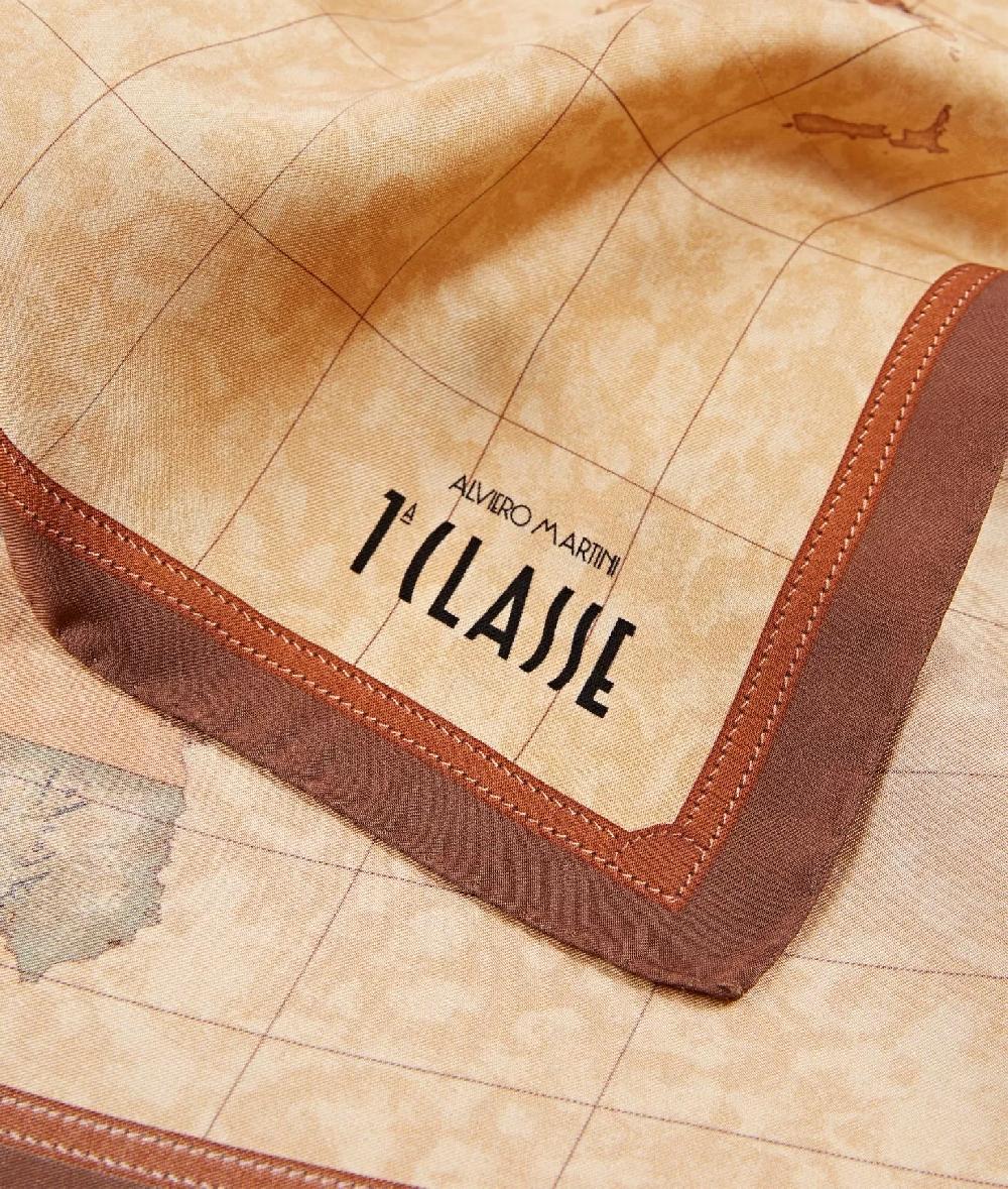 Alviero Martini 1a Classe Foulard Geo Classic 70x70 Castagna