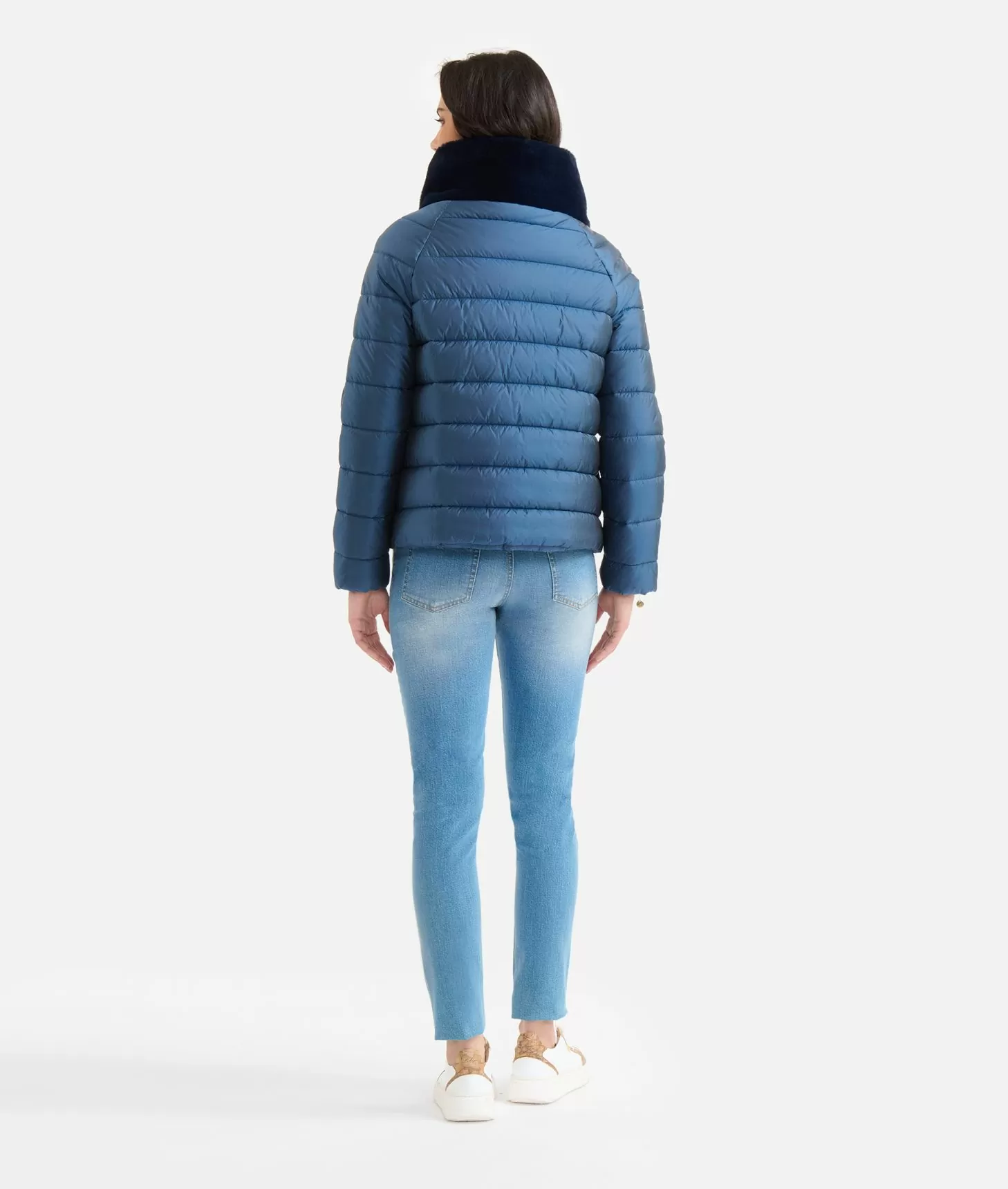 Alviero Martini 1a Classe Imbottito Corto In Nylon Cangiante Blu Di Prussia