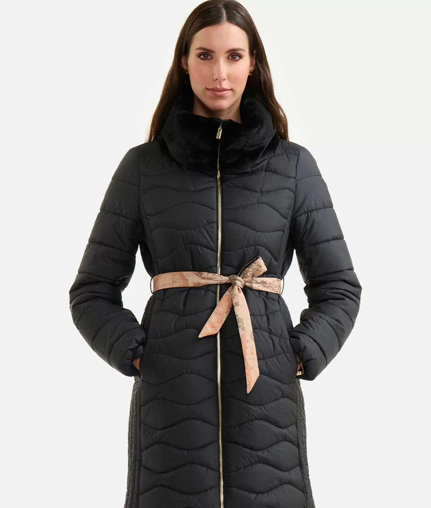 Alviero Martini 1a Classe Imbottito In Nylon Cangiante Con Collo Ecofur Nero