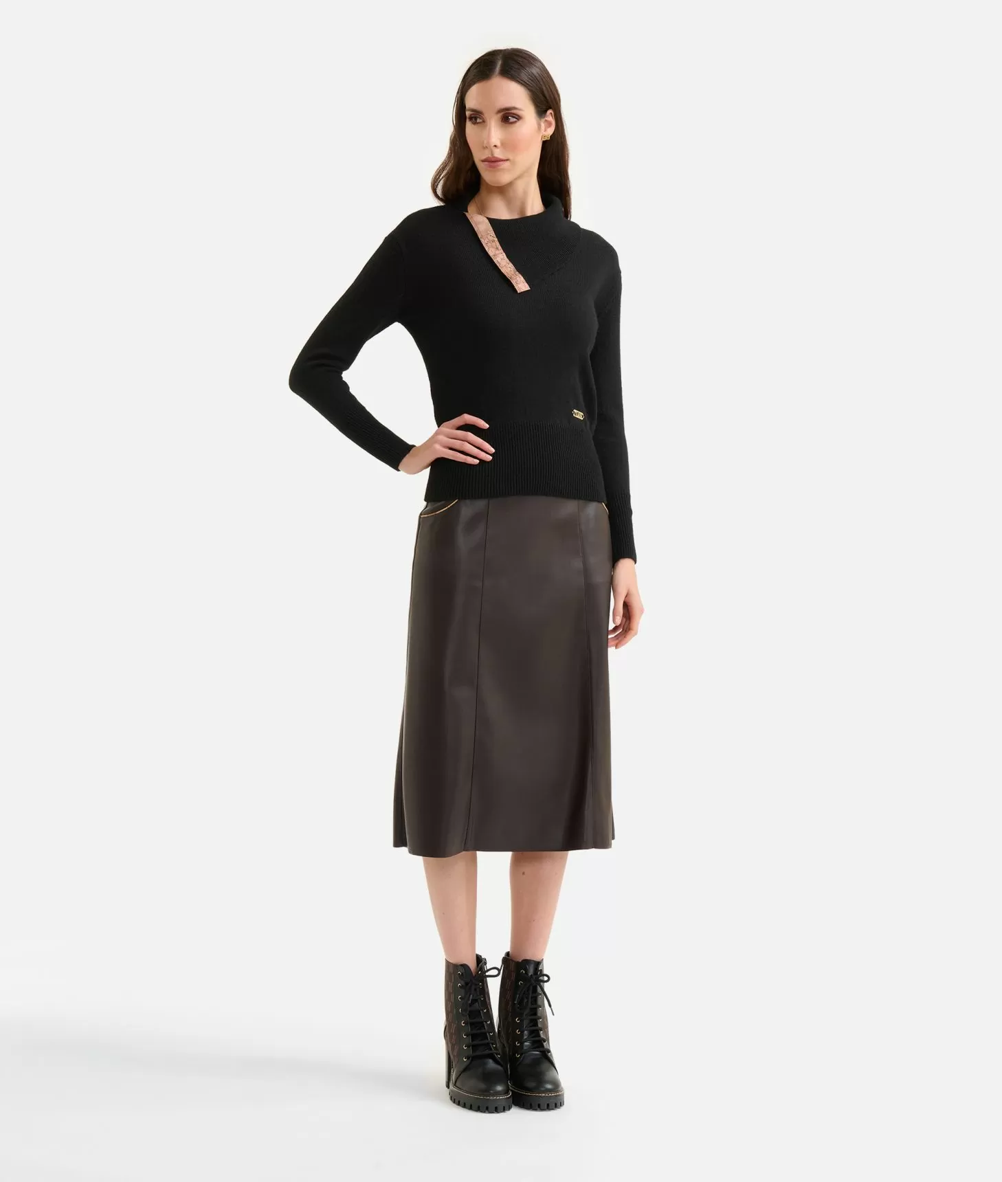 Alviero martini 1a classe Maglia con collo a vela in filato misto lana/alpaca Nera