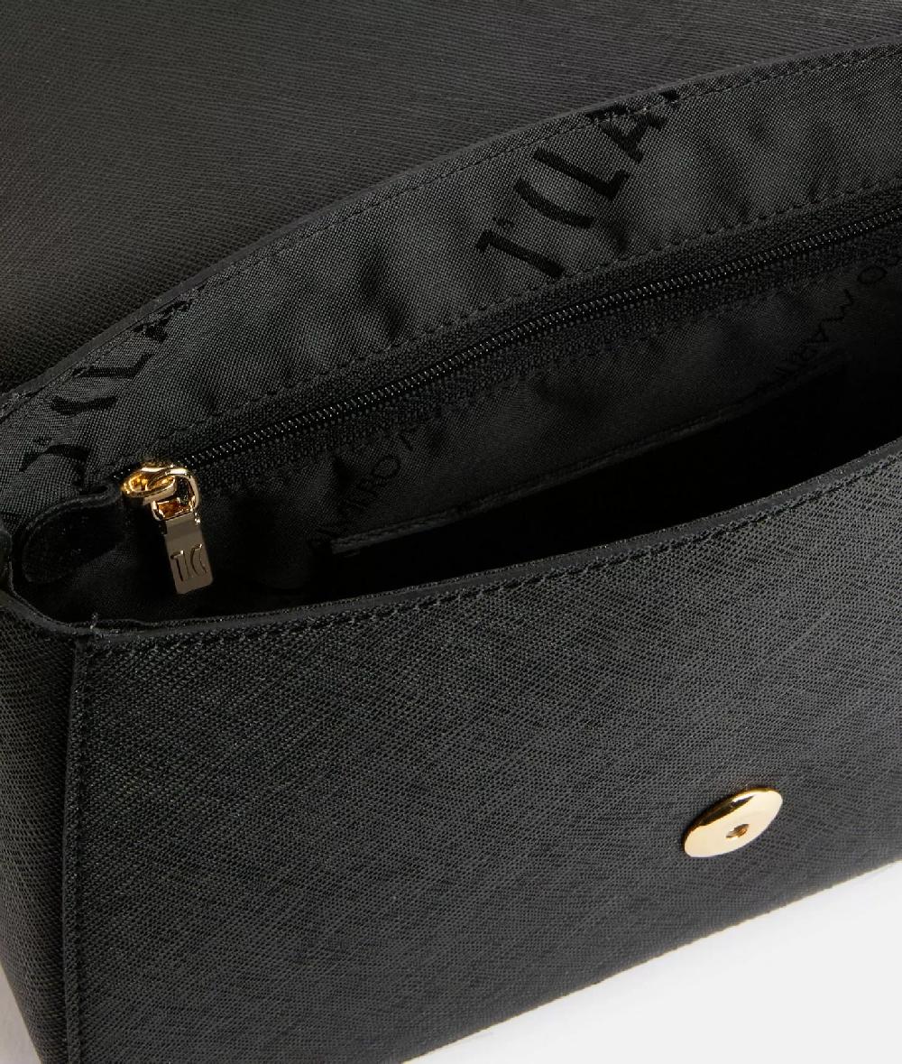 Alviero Martini 1a Classe Moments Bag Tracolla Con Patta E Catena In Tessuto Saffiano Nera