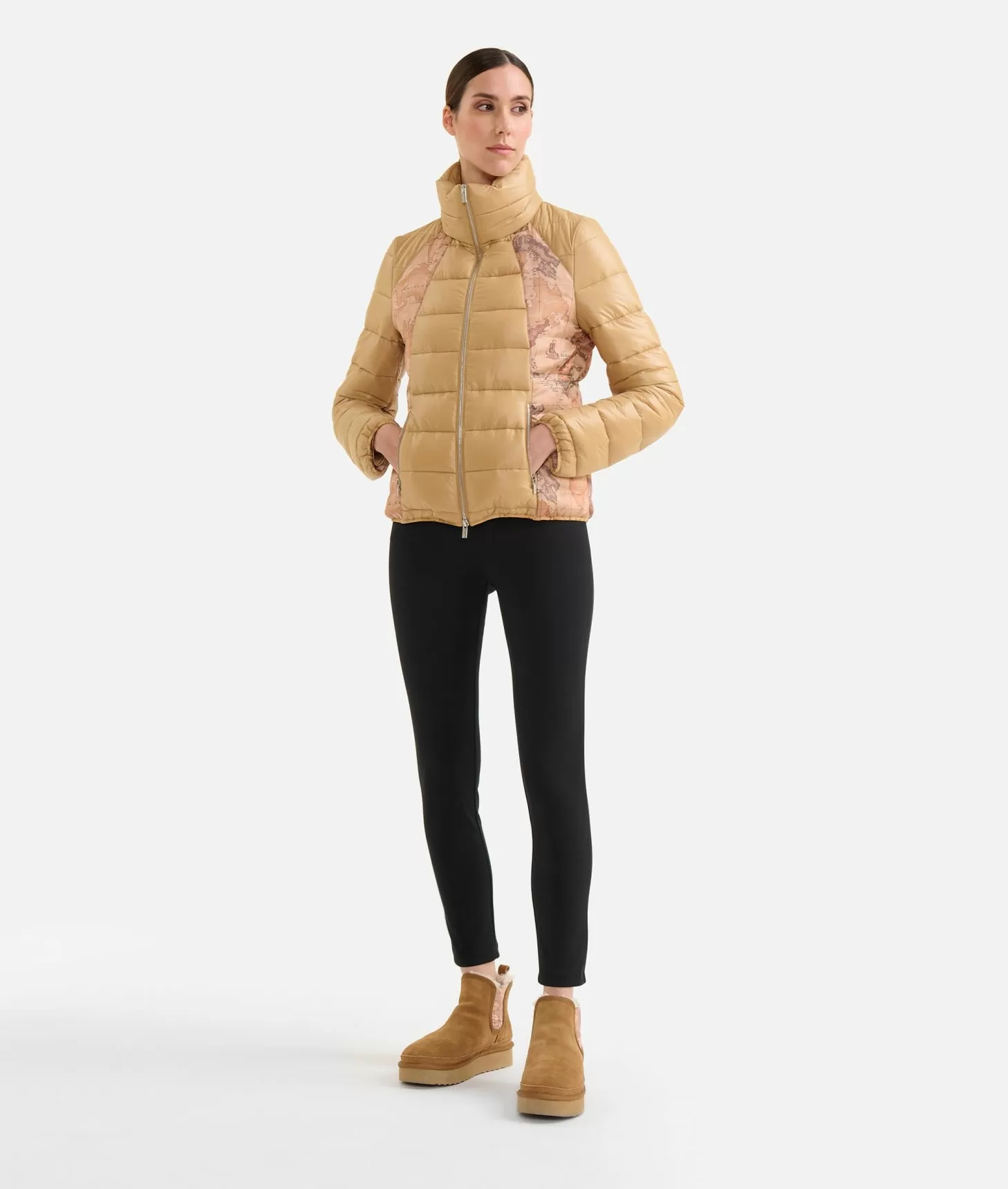 Alviero martini 1a classe Piumino corto in nylon leggero lucido con inserti Geo Classic Cammello