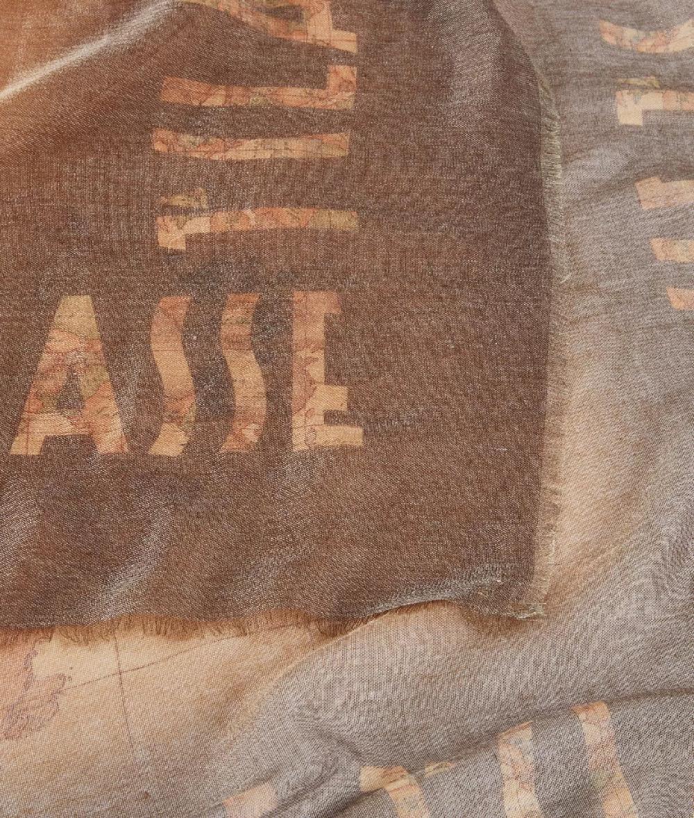 Alviero Martini 1a Classe Stola Con Logo Sfumato 140x140 Taupe