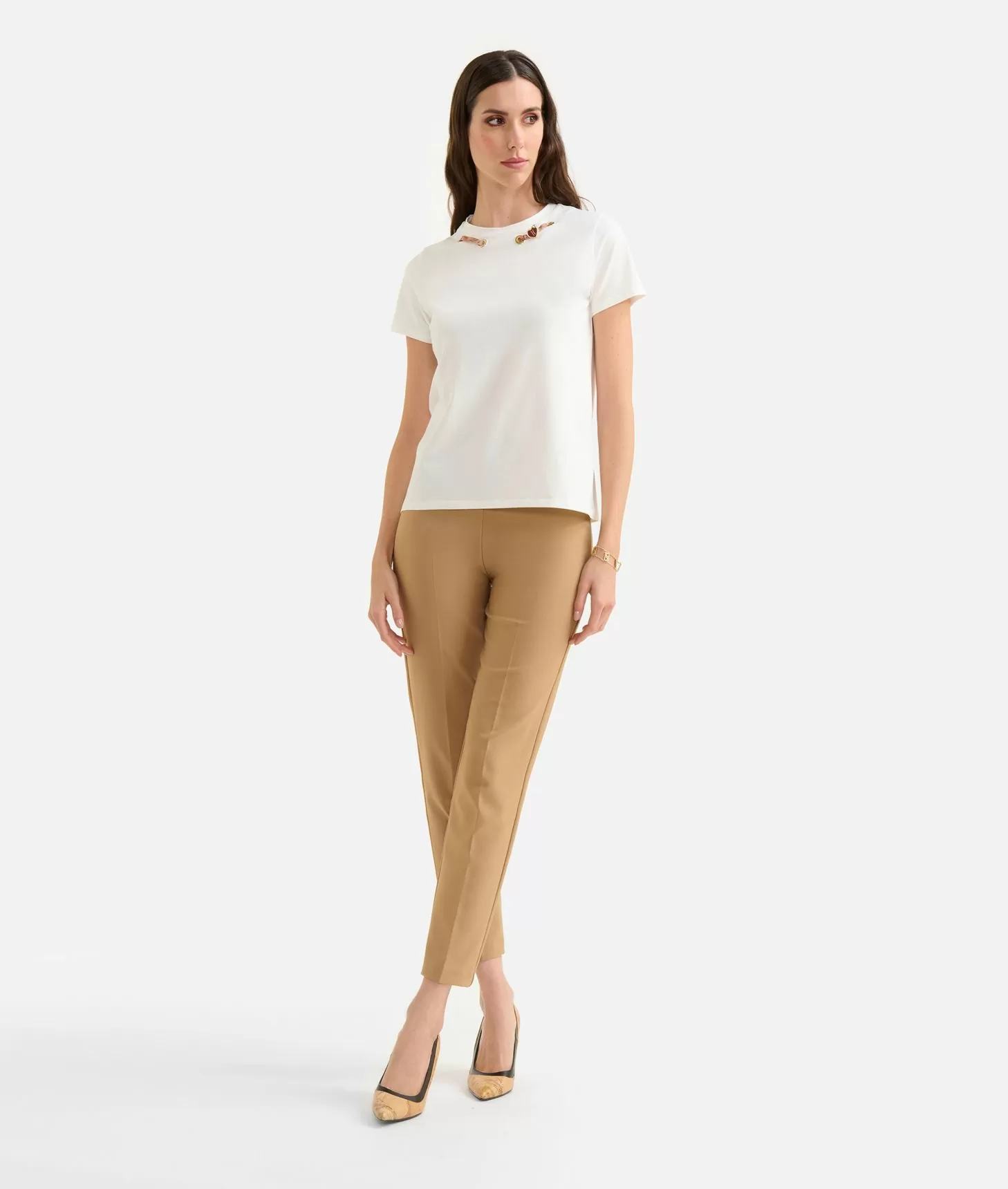 Alviero martini 1a classe T-shirt con charm cuore in jersey di cotone stretch Gesso