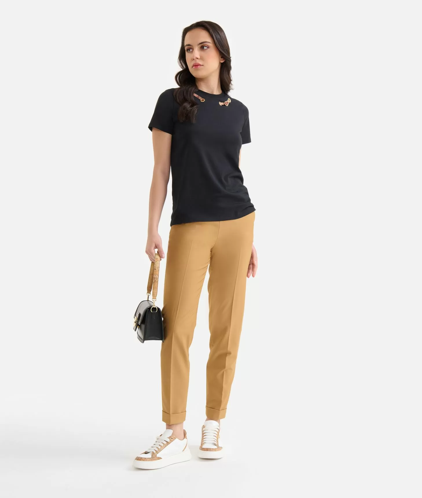 Alviero martini 1a classe T-shirt con charm cuore in jersey di cotone stretch Nera