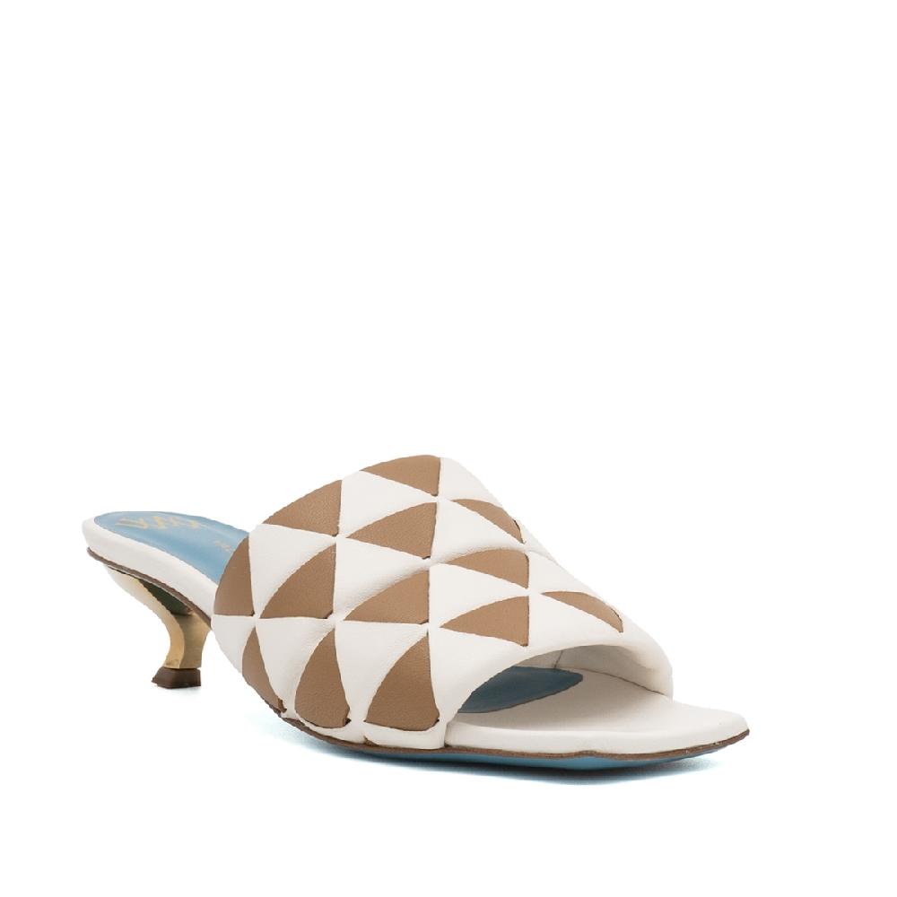 Amalfi By Rangoni Mules Vicky Bianche