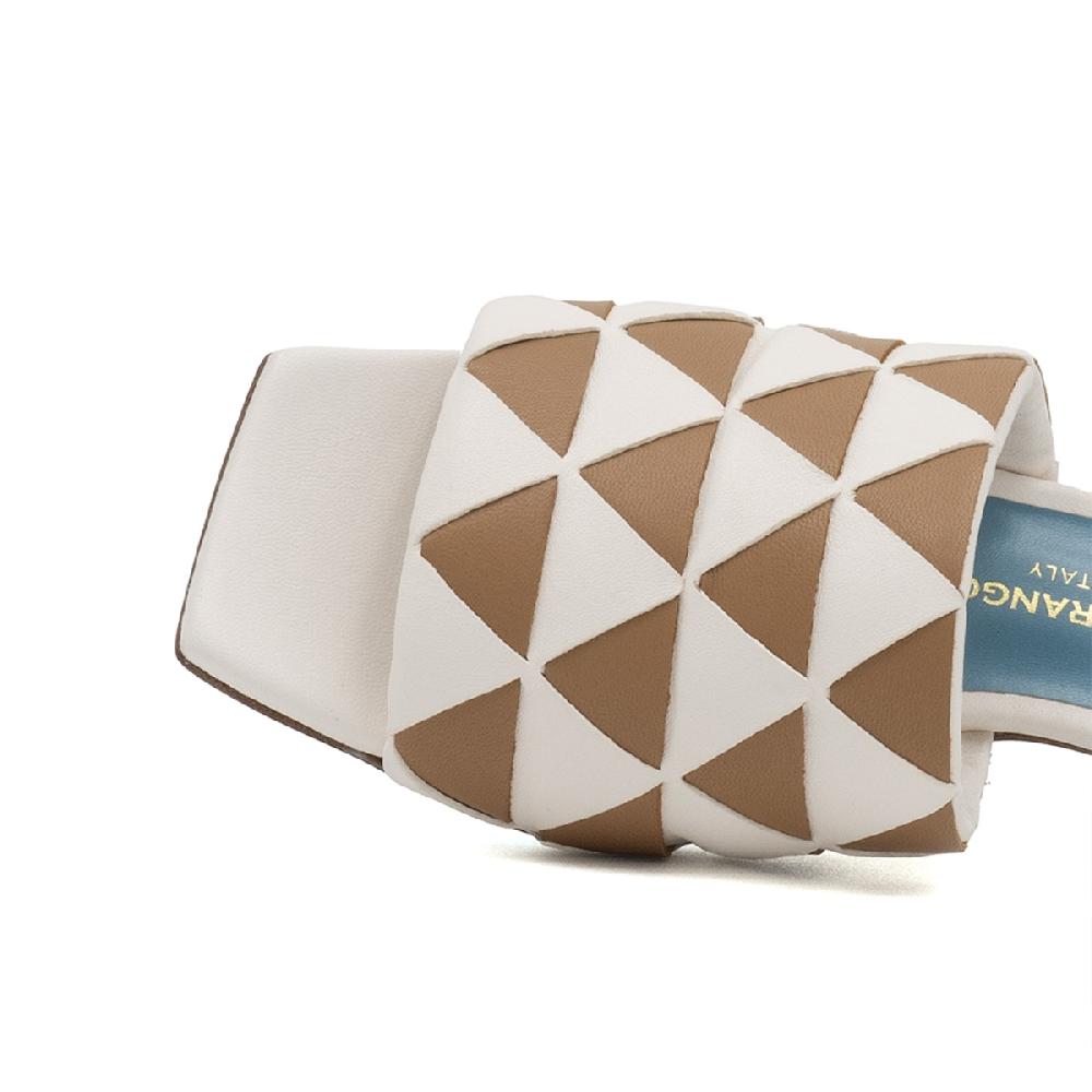 Amalfi By Rangoni Mules Vicky Bianche