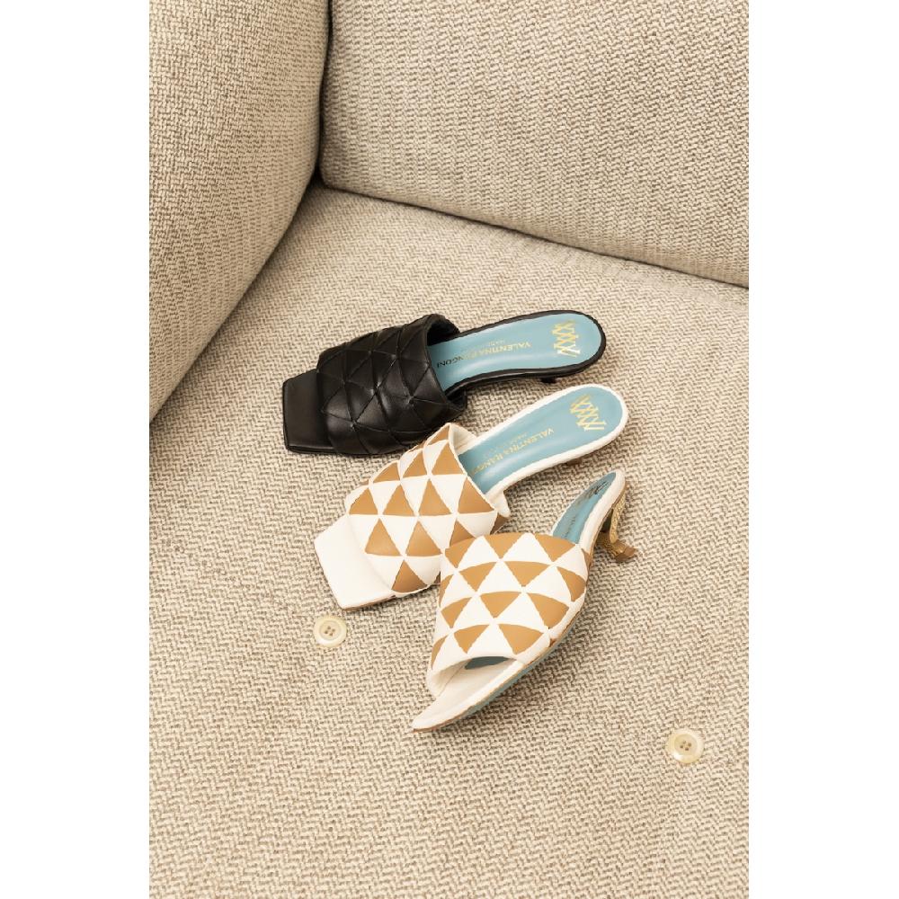 Amalfi By Rangoni Mules Vicky Nero