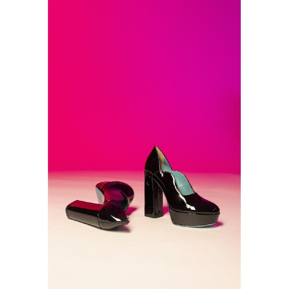 Amalfi By Rangoni Platform Minimal Black