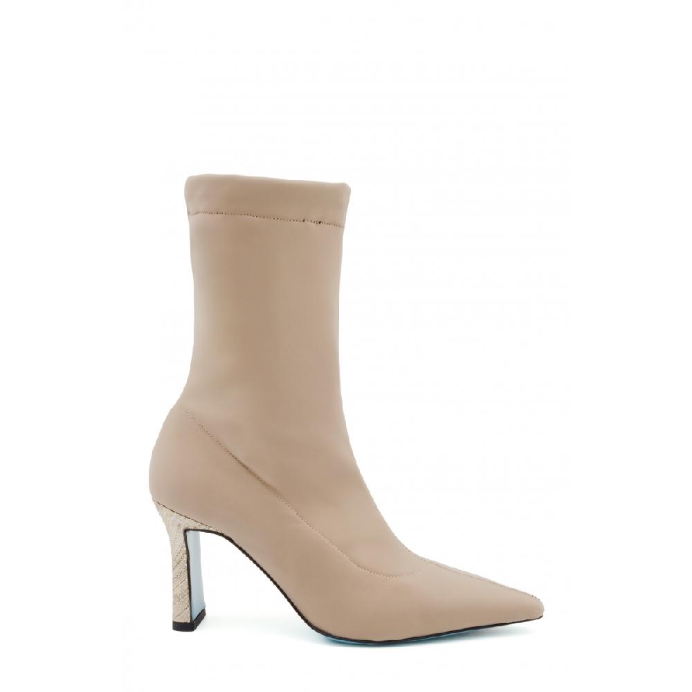 Amalfi By Rangoni Stivaletto Francy Latte