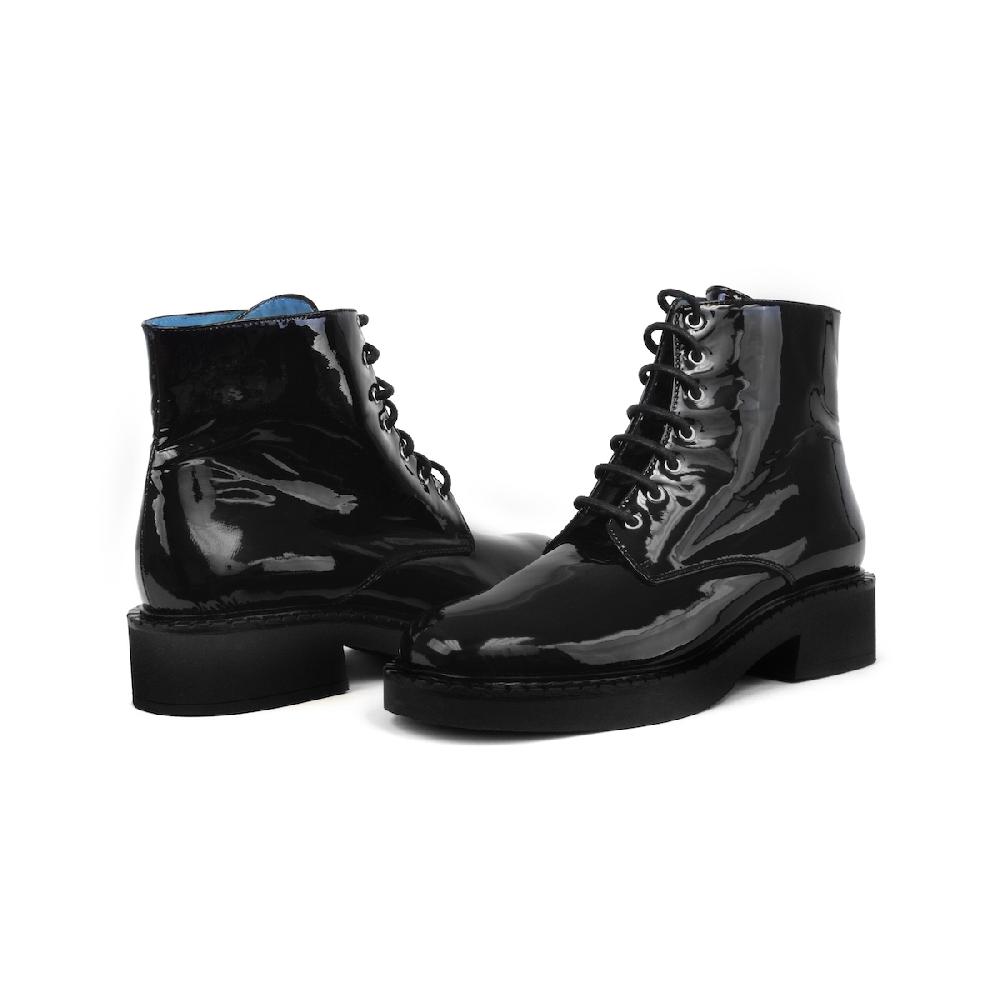 Amalfi By Rangoni Stivaletto Rivetto Nero