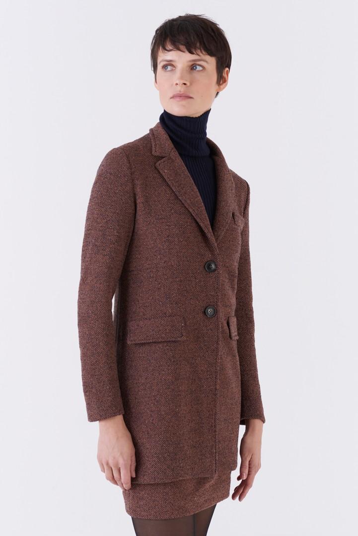 Amina Rubinacci RIGHT