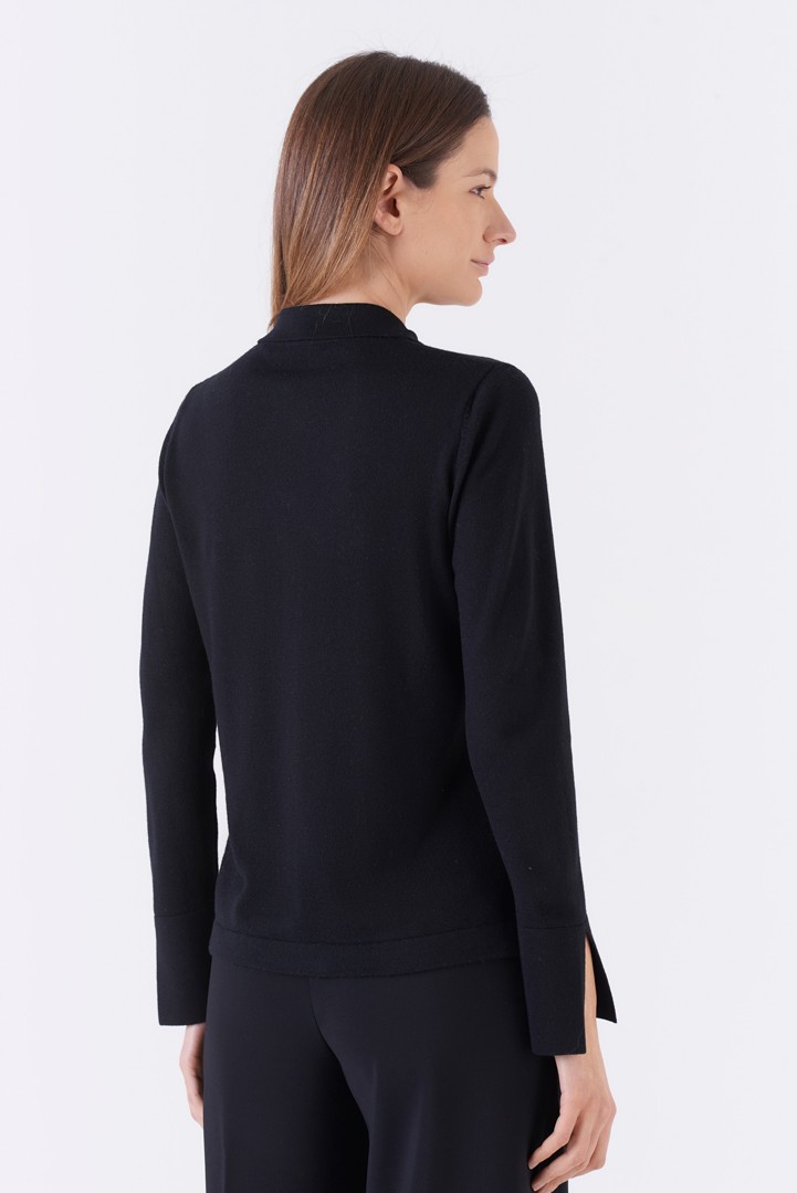 Amina Rubinacci RING