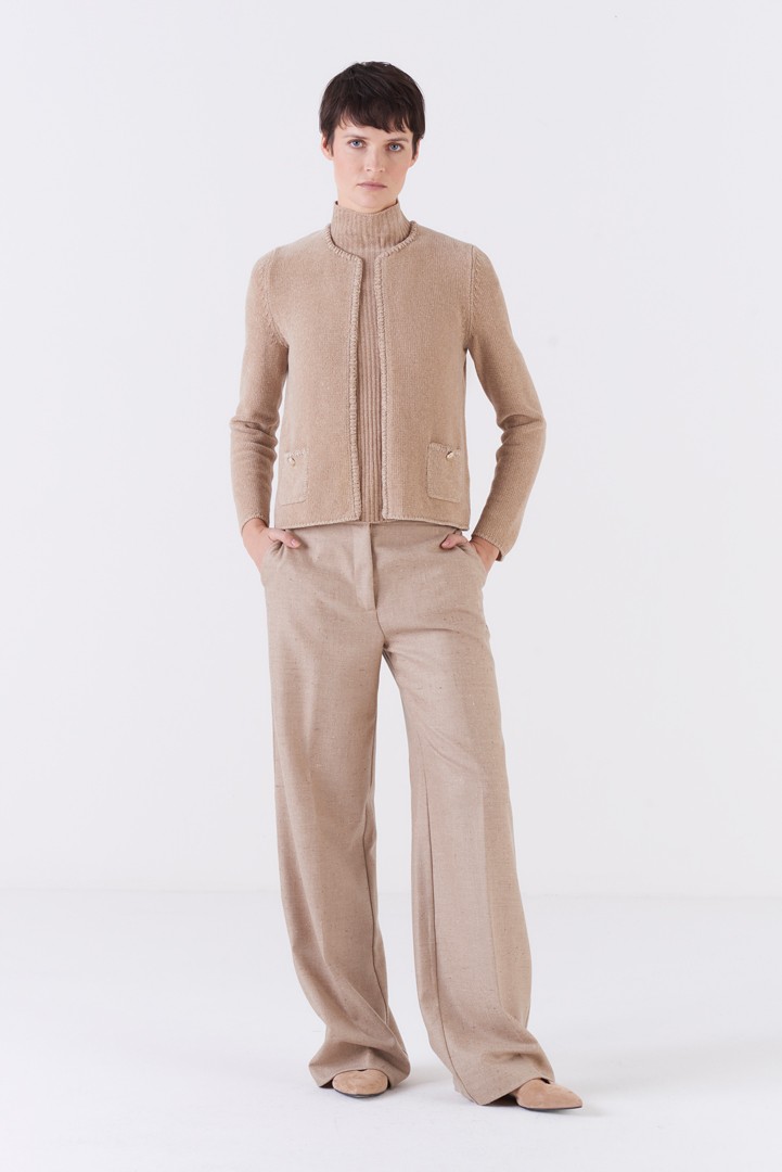 Amina Rubinacci RISING