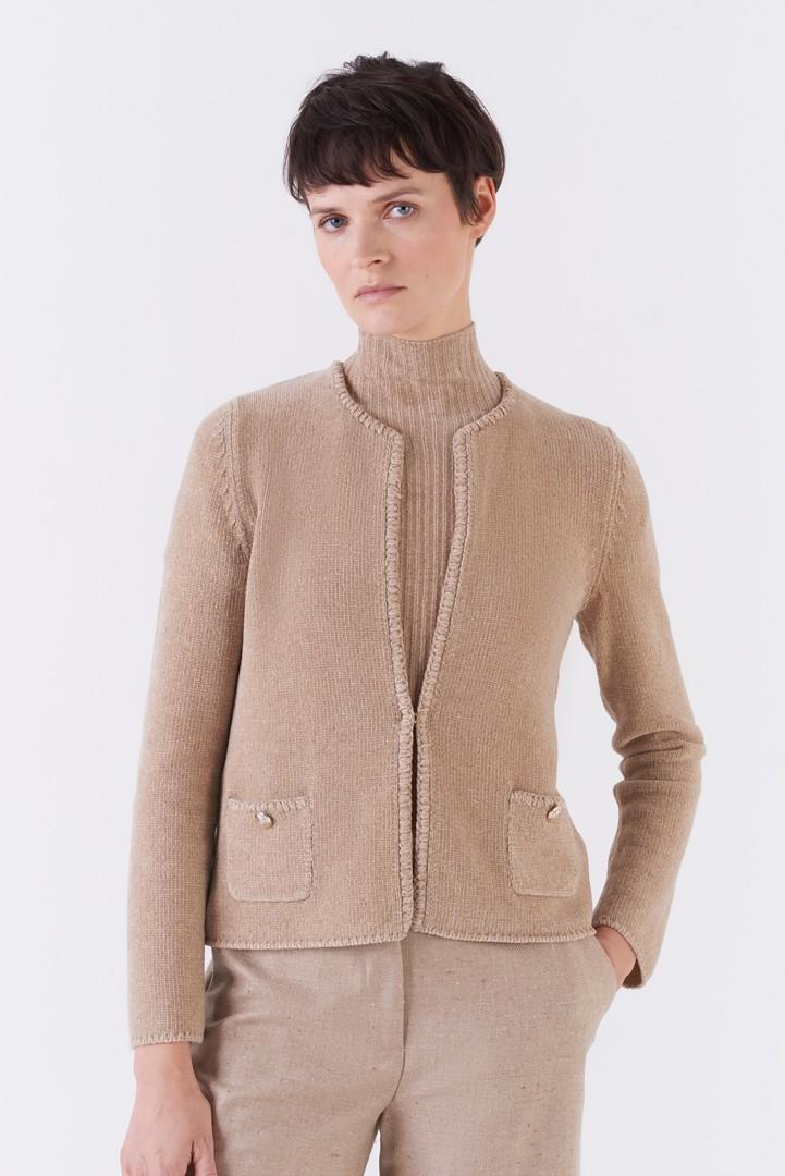 Amina rubinacci RISING