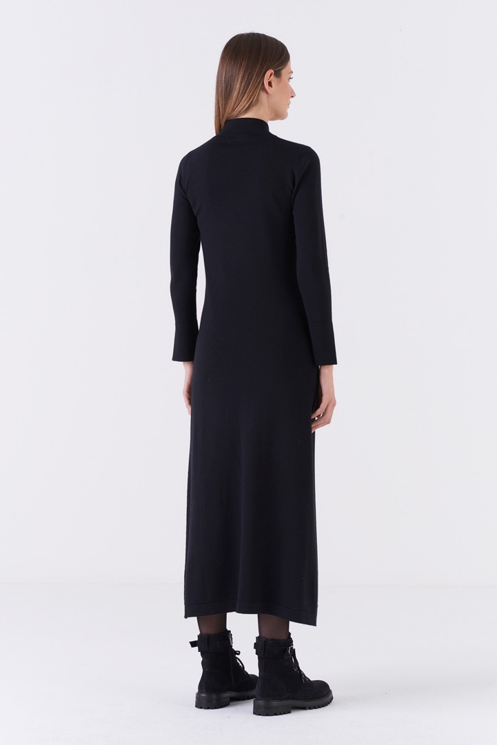 Amina Rubinacci RIVOLI