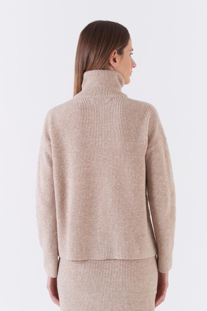 Amina Rubinacci ROVERE