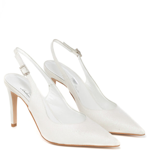 Andrea pinto Art. 411