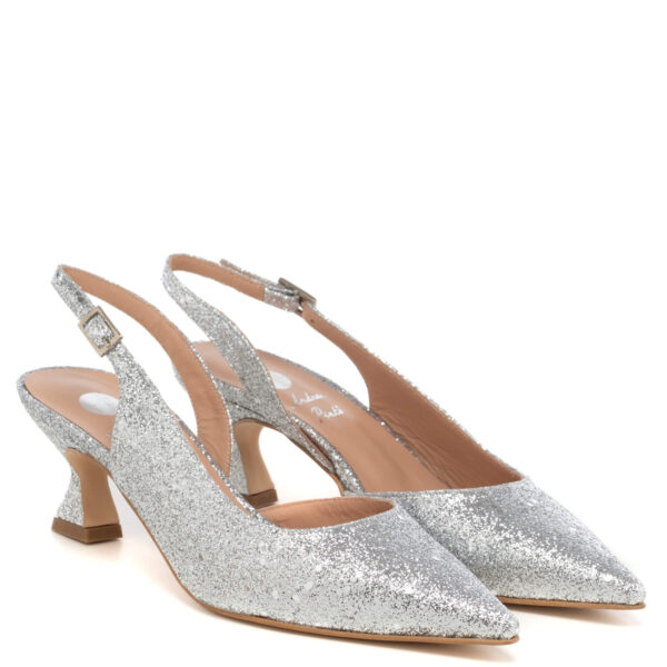 Andrea pinto Art.810