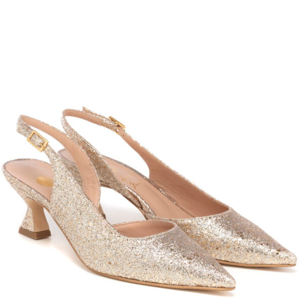 Andrea pinto Art.810