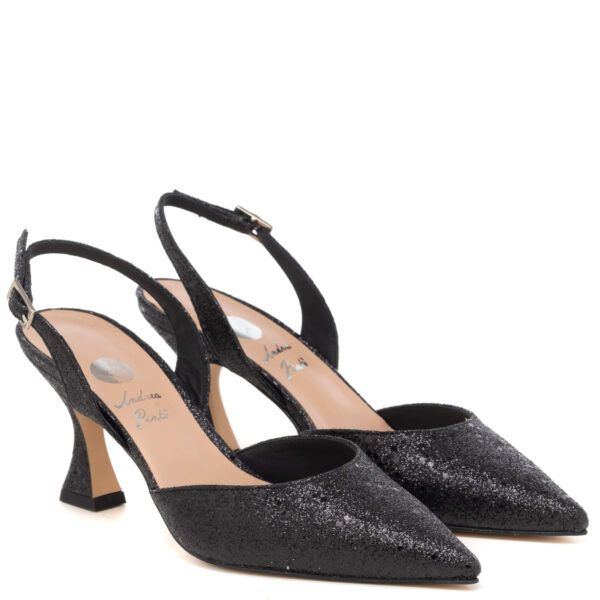 Andrea pinto Art.817