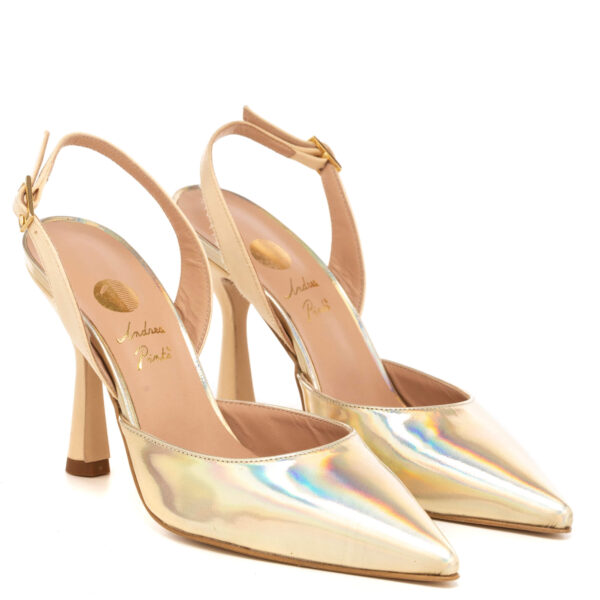 Andrea pinto Art.826