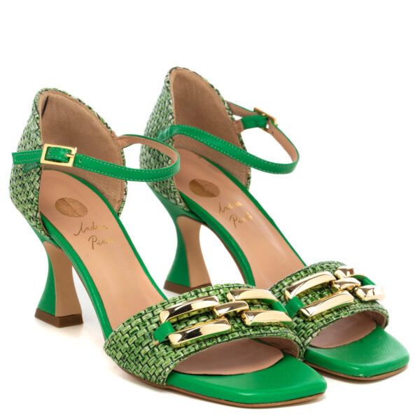 Andrea pinto Art.872